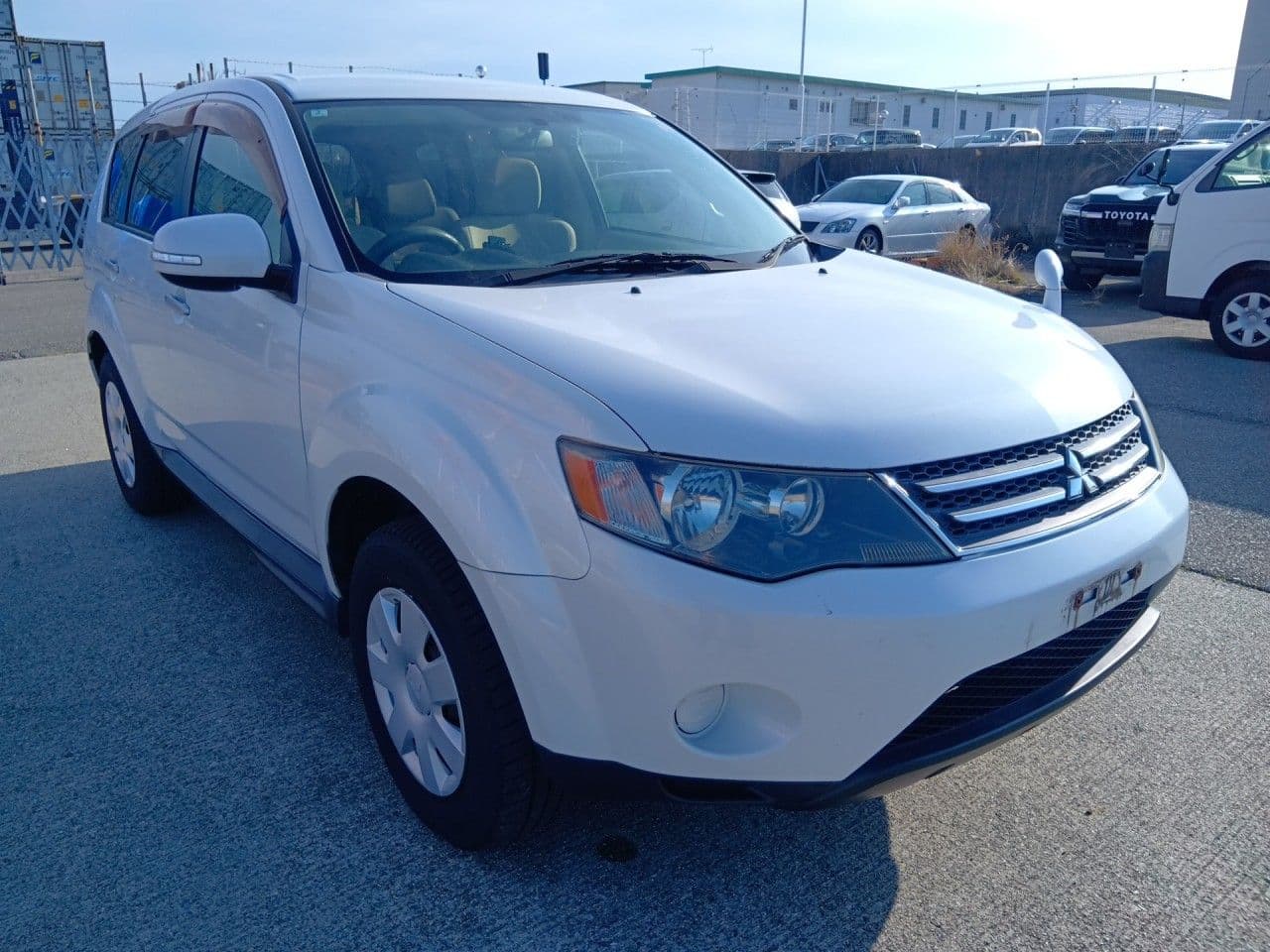 Vehicle SU00001336 large view 7