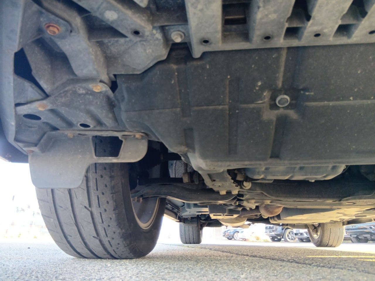 Vehicle SU00001364 large view 14