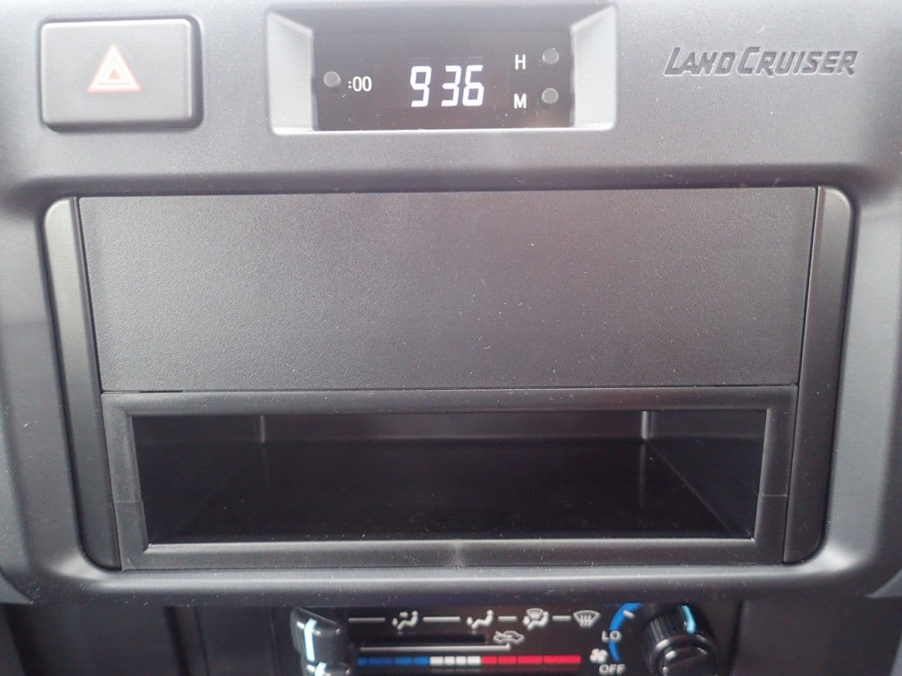 Vehicle SU00001312 large view 30