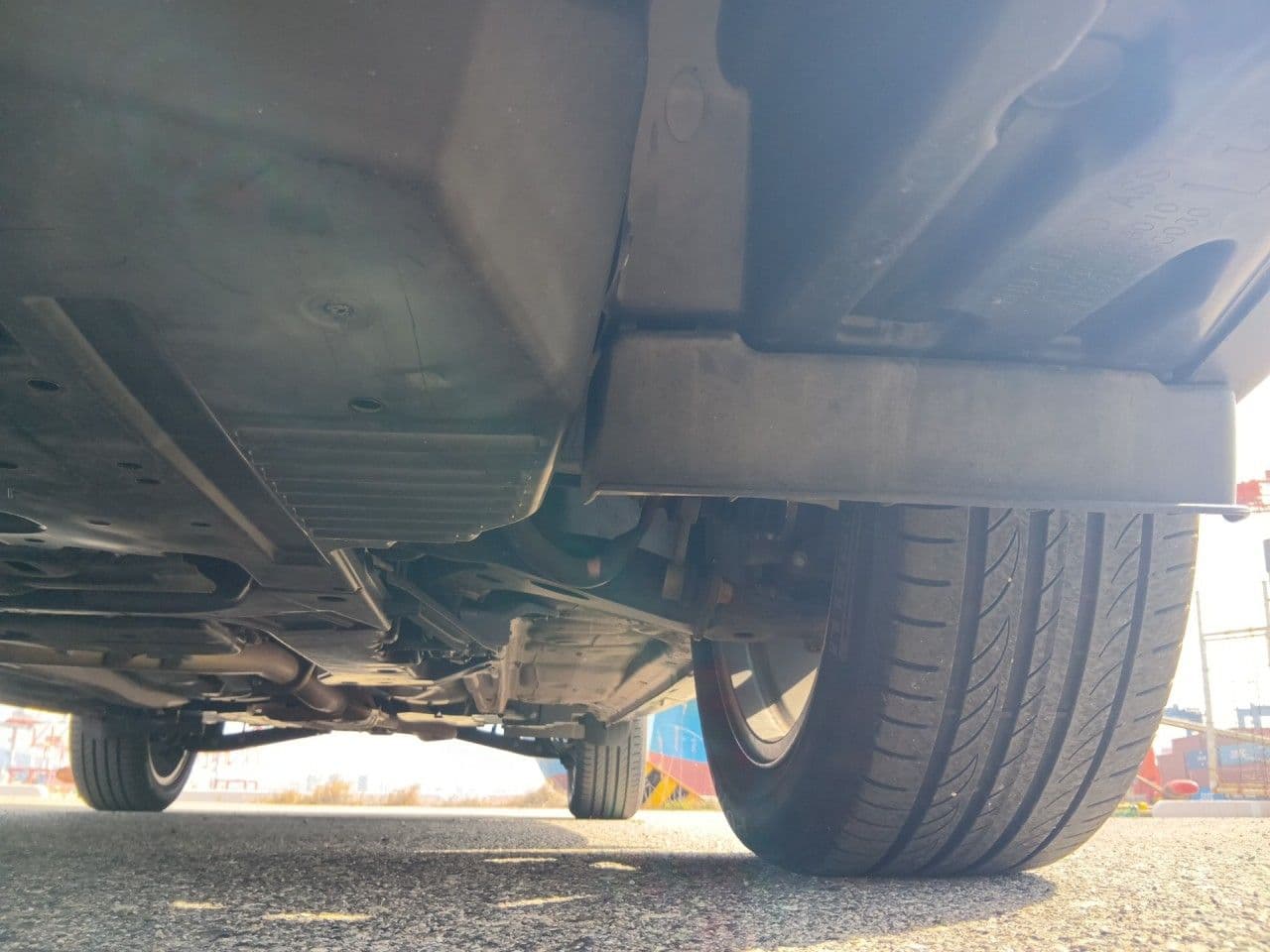 Vehicle SU00001357 large view 15