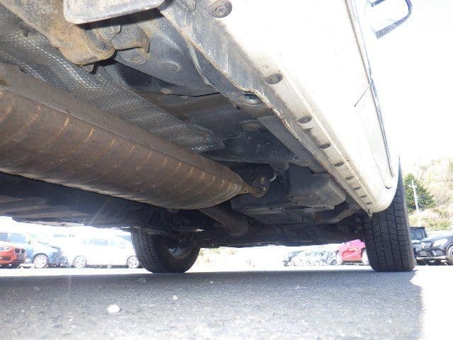 Vehicle SU00001322 large view 17