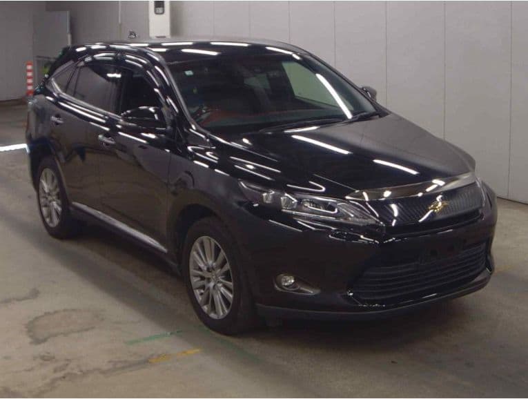 
									2016 TOYOTA HARRIER Premium
								