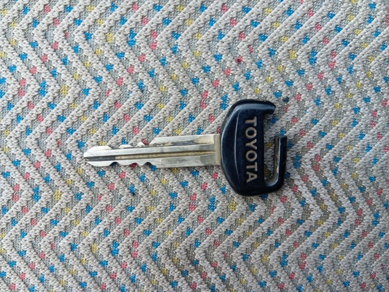 Vehicle SU00001384 large view 26