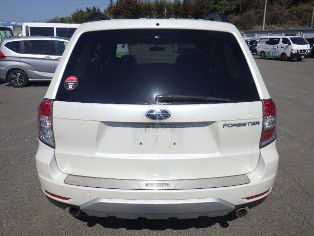 Vehicle SU00001318 large view 4