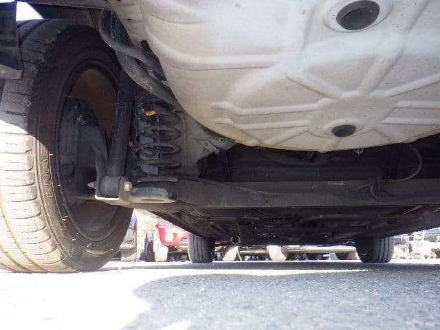 Vehicle SU00001331 large view 15