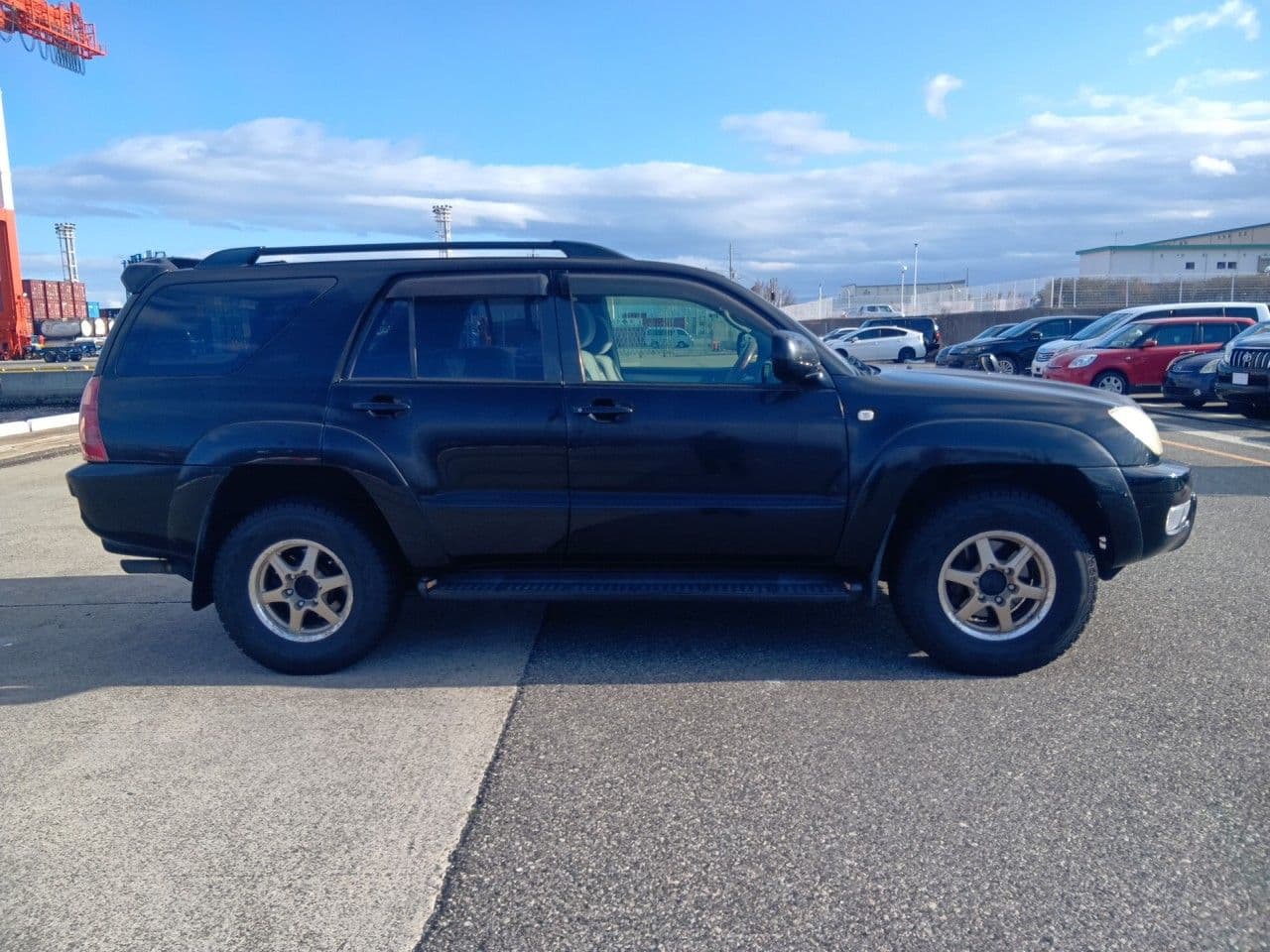 Vehicle SU00001326 large view 6