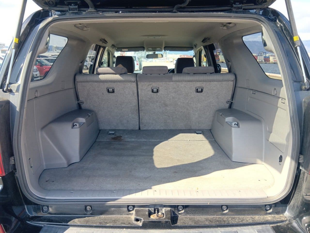 Vehicle SU00001338 large view 23