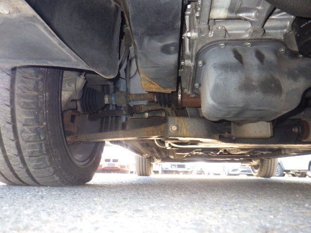 Vehicle SU00001331 large view 14