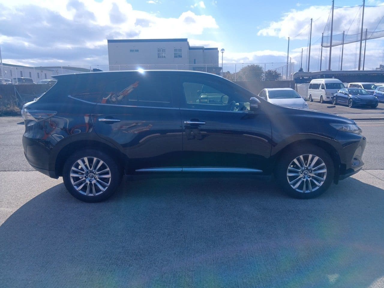 Vehicle SU00001320 large view 6