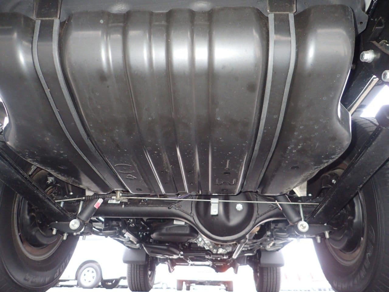 Vehicle SU00001312 large view 37