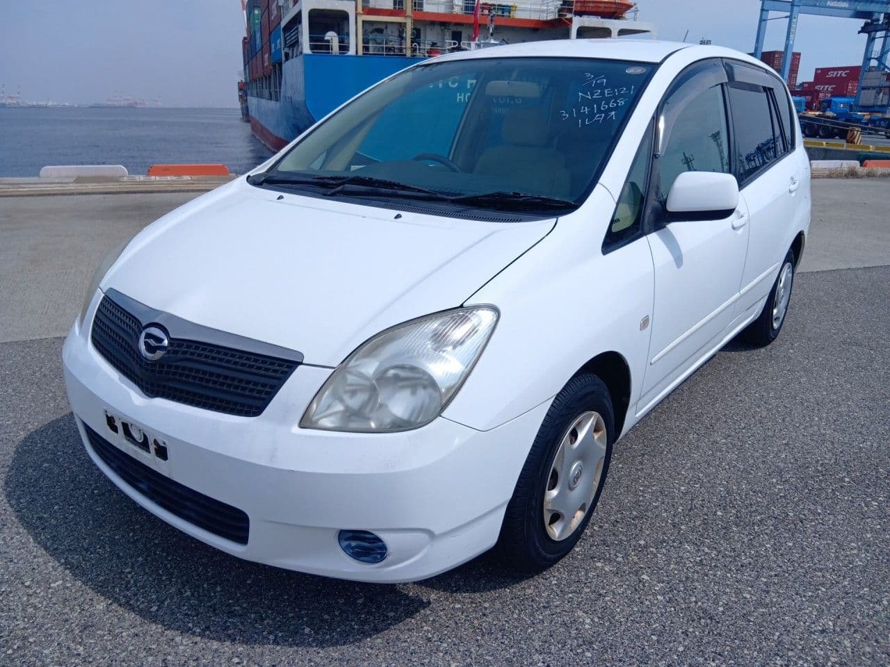 
									2002 TOYOTA COROLLA SPACIO V Limited
								