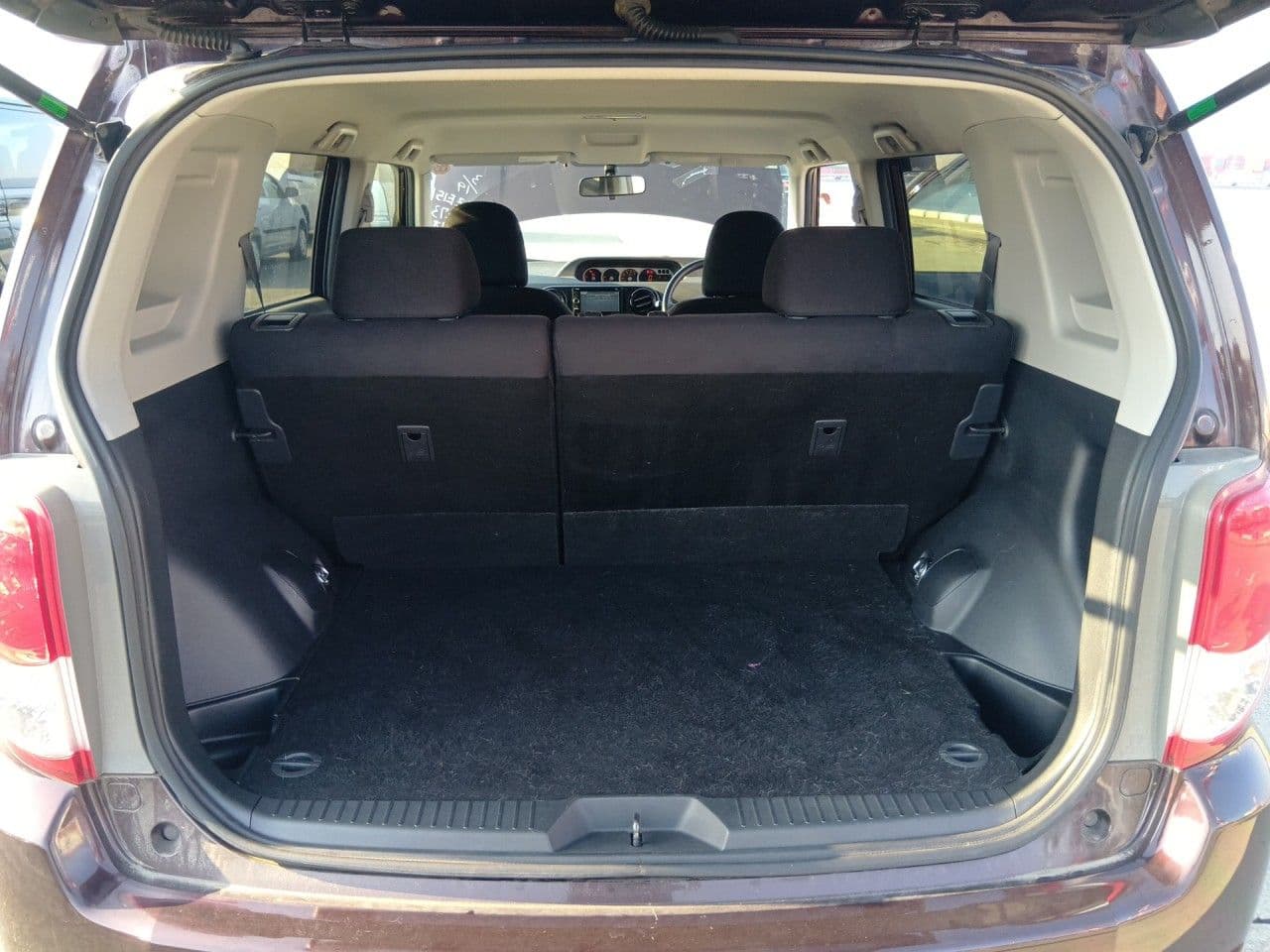 Vehicle SU00001362 large view 24