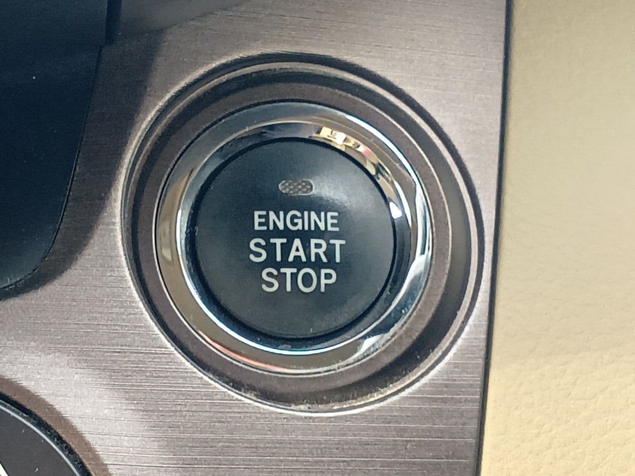 Vehicle SU00001348 large view 36