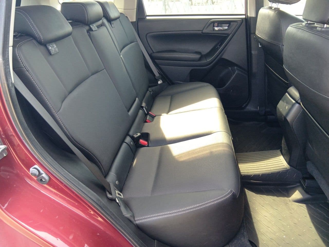 Vehicle SU00001357 large view 23