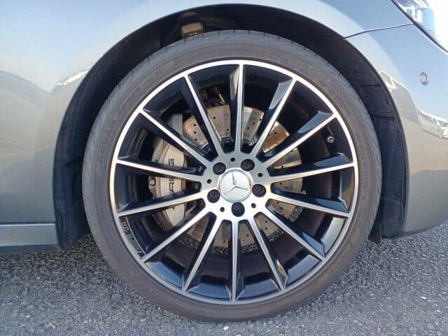 Vehicle SU00001328 large view 10