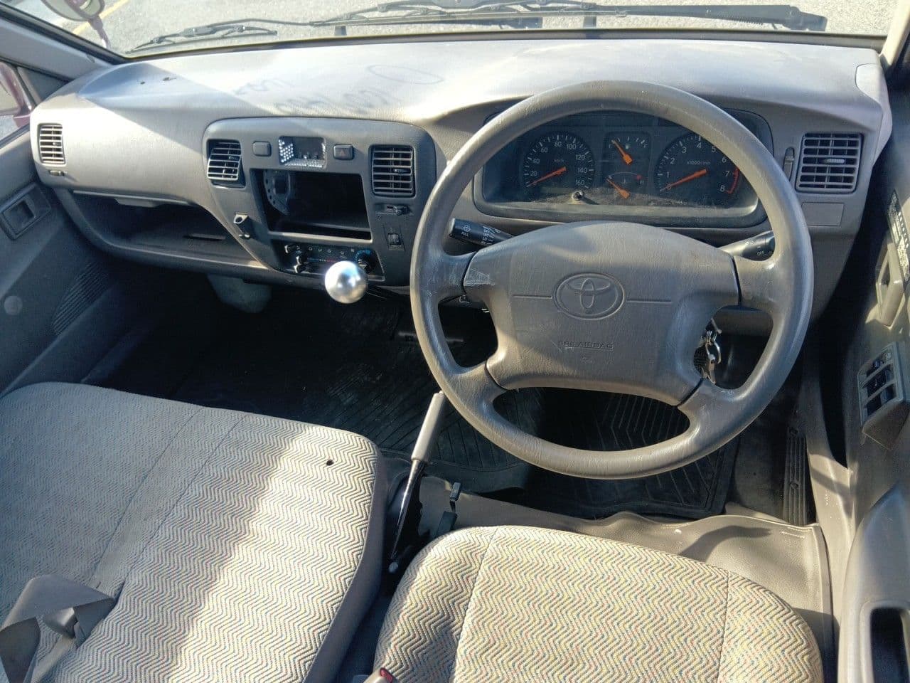 Vehicle SU00001321 large view 21