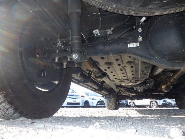 Vehicle SU00001317 large view 17