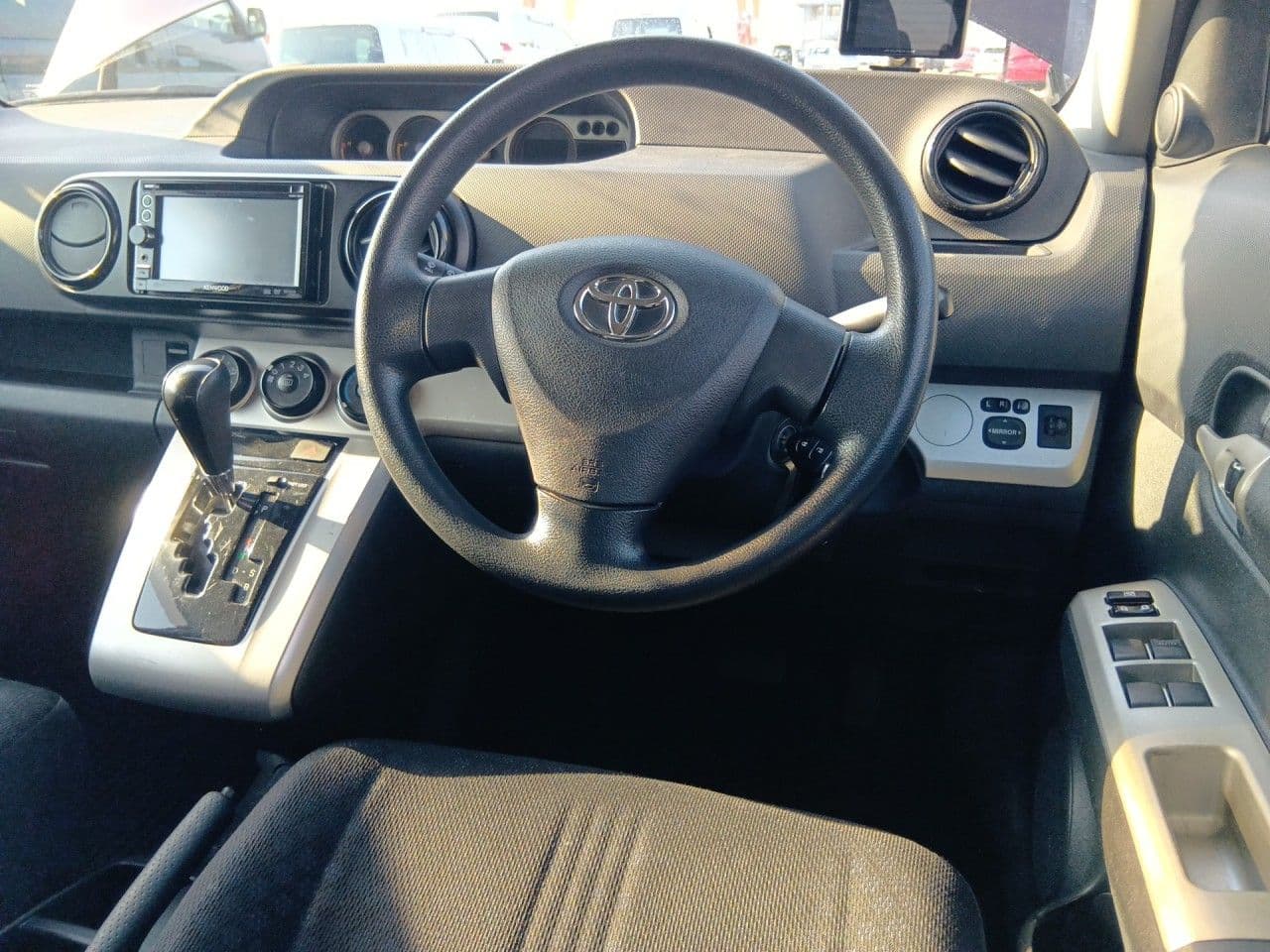 Vehicle SU00001362 large view 28