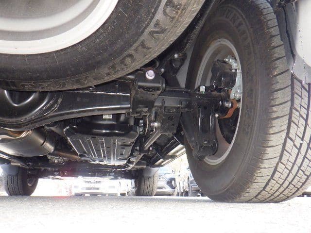 Vehicle SU00001315 large view 16