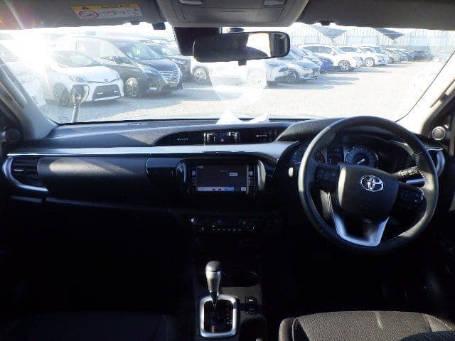 Vehicle SU00001317 large view 26