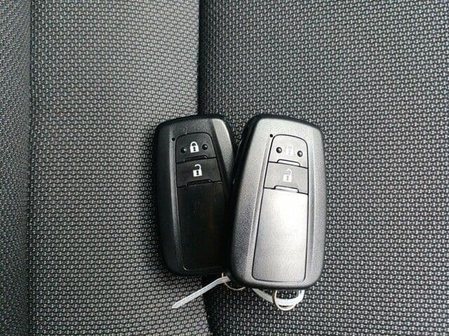 Vehicle SU00001335 large view 25