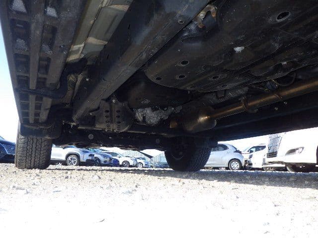 Vehicle SU00001317 large view 19