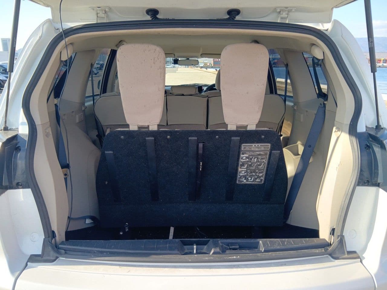 Vehicle SU00001336 large view 23