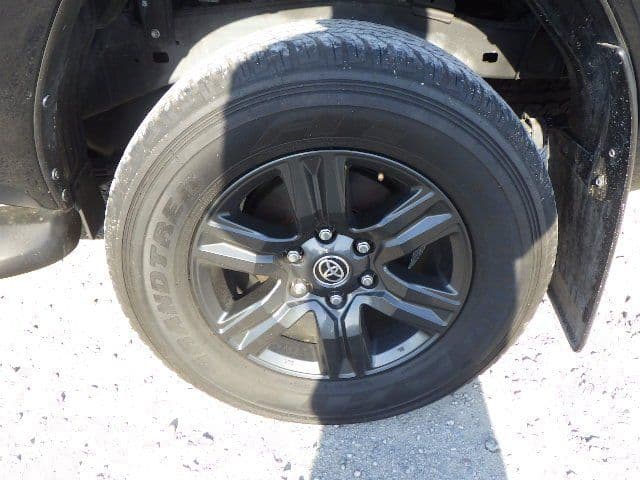 Vehicle SU00001317 large view 13