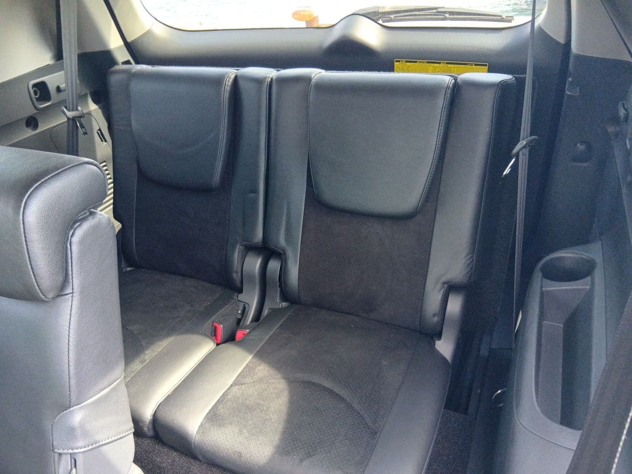 Vehicle SU00001350 large view 24