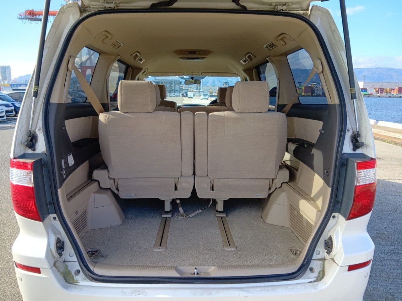 Vehicle SU00001404 large view 24