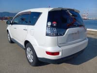 Vehicle SU00001336 thumbnail 3