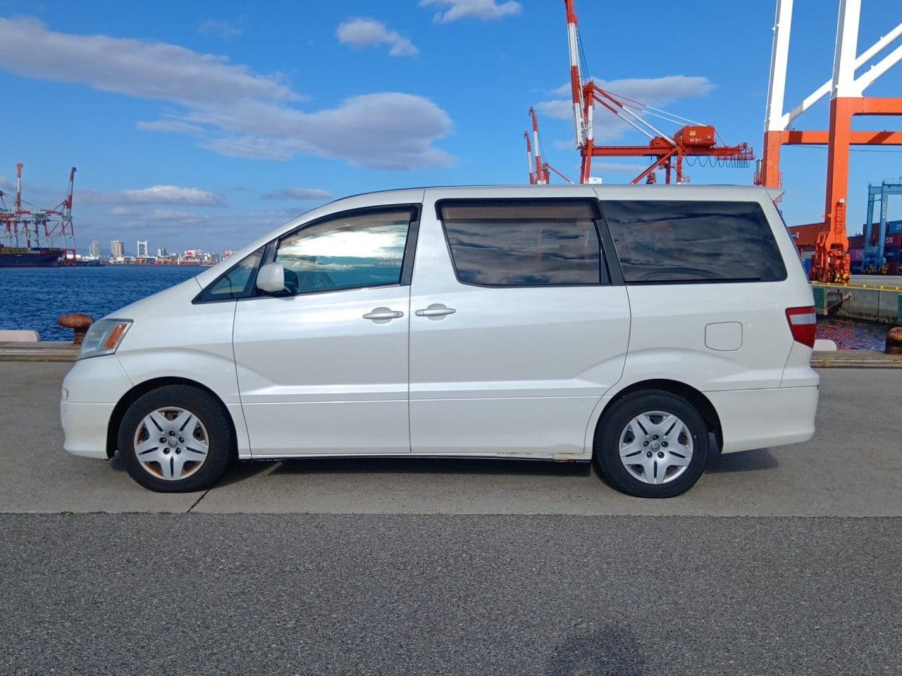 Vehicle SU00001404 large view 3