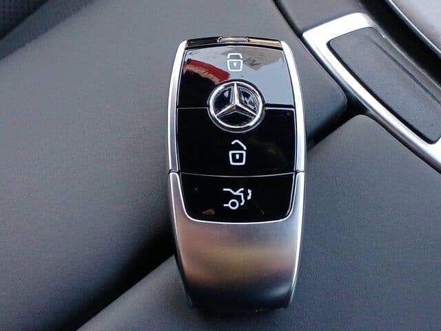 Vehicle SU00001328 large view 35