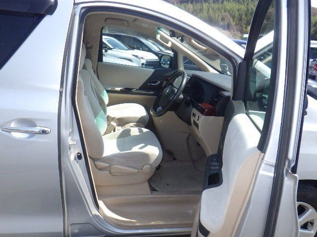 Vehicle SU00001396 large view 22