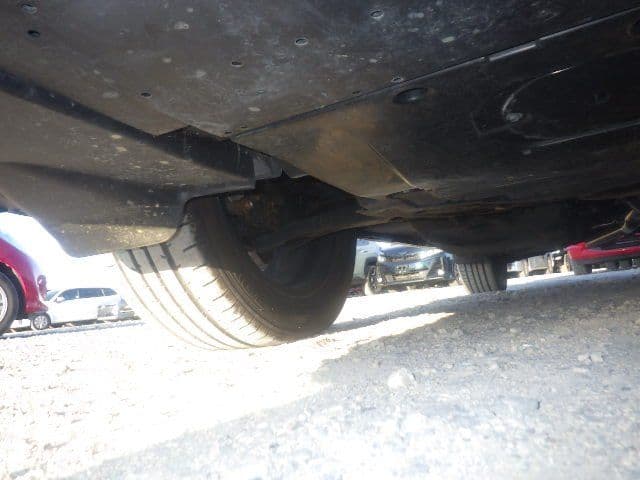 Vehicle SU00001325 large view 13