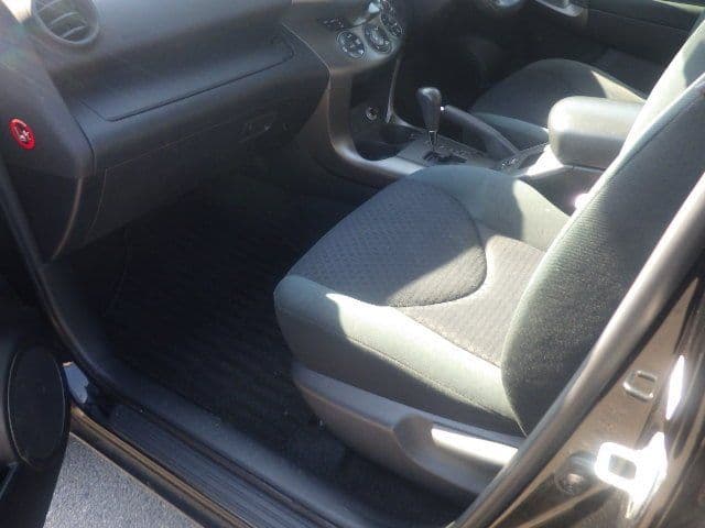 Vehicle SU00001368 large view 25