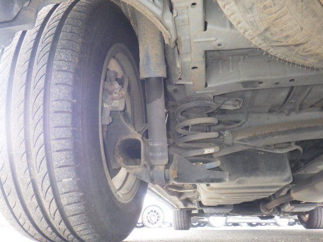 Vehicle SU00001396 large view 17