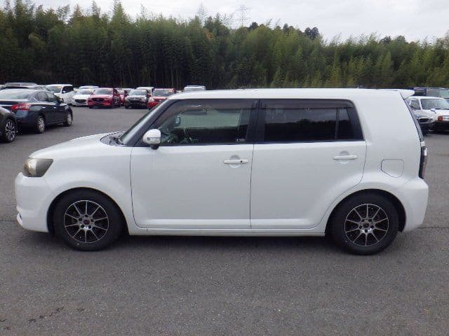 Vehicle SU00001366 large view 3