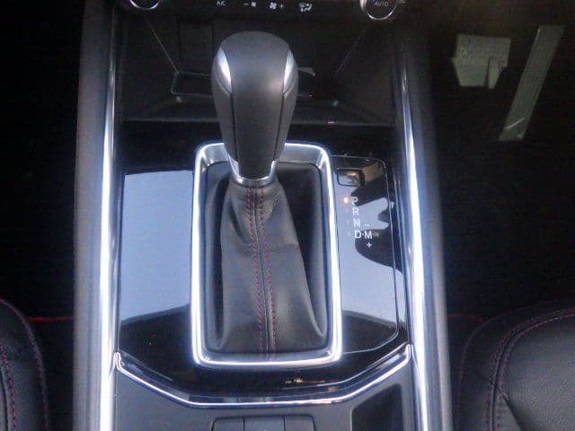 Vehicle SU00001325 large view 32