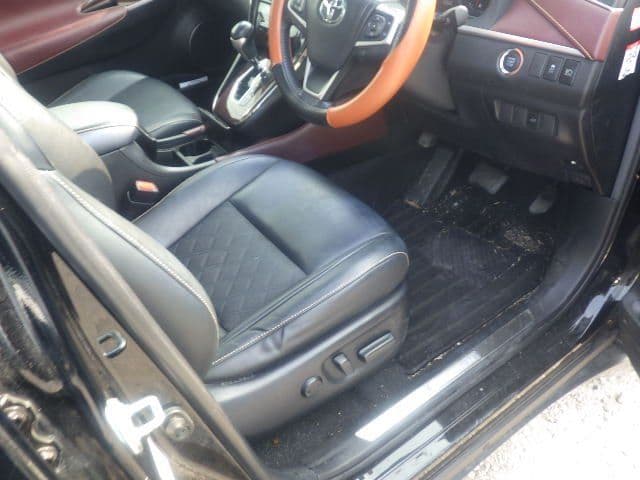 Vehicle SU00001374 large view 21