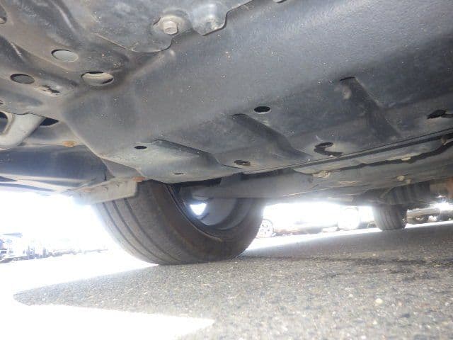 Vehicle SU00001371 large view 13