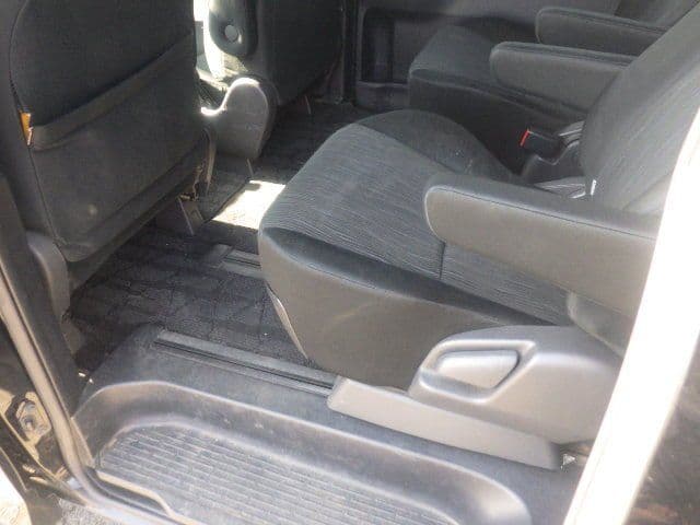 Vehicle SU00001371 large view 25