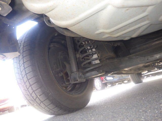 Vehicle SU00001342 large view 16