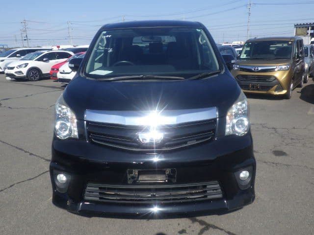 Vehicle SU00001371 large view 8