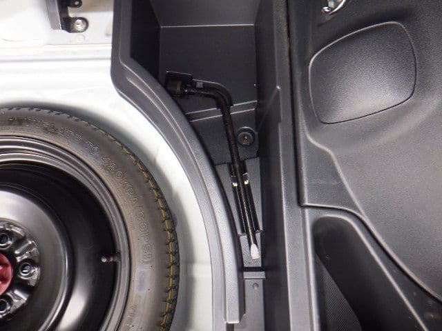 Vehicle SU00001366 large view 39