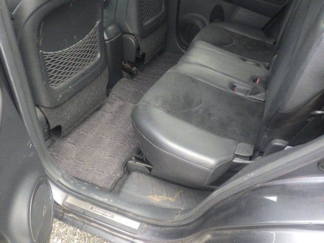 Vehicle SU00001361 large view 25