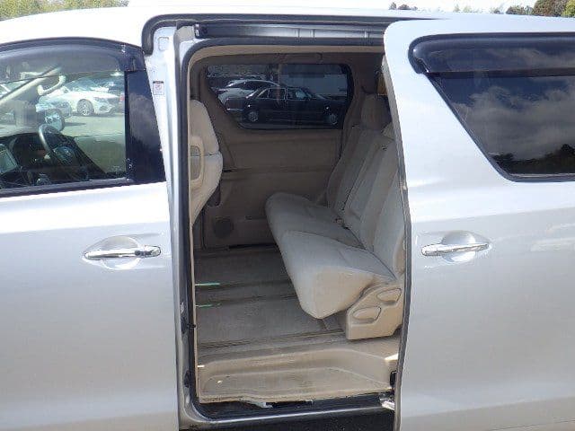 Vehicle SU00001396 large view 26