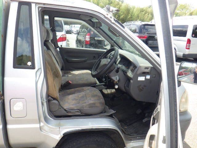 Vehicle SU00001430 large view 22