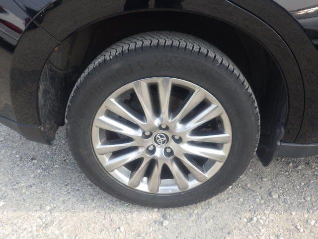 Vehicle SU00001374 large view 9