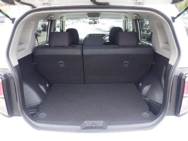 Vehicle SU00001366 large view 24